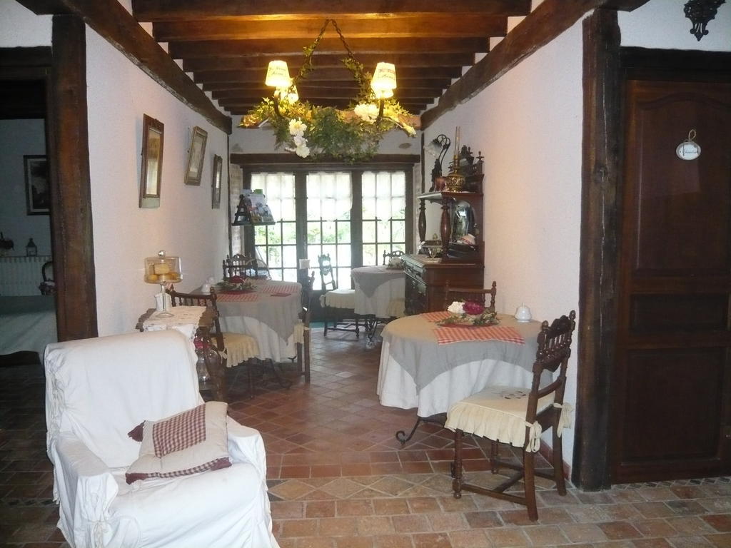 La Petite Ferme Bed & Breakfast Vouzeron Exterior photo