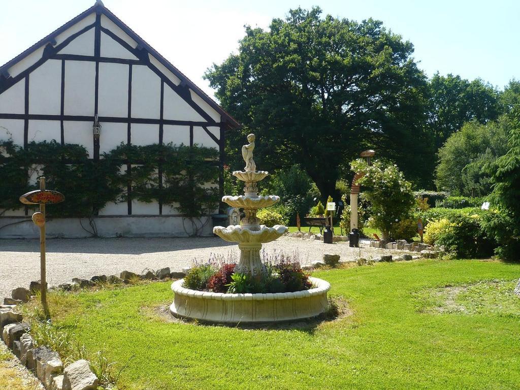 La Petite Ferme Bed & Breakfast Vouzeron Exterior photo